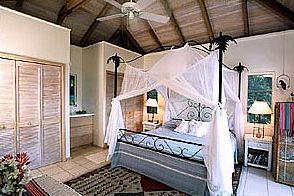 villa bedroom